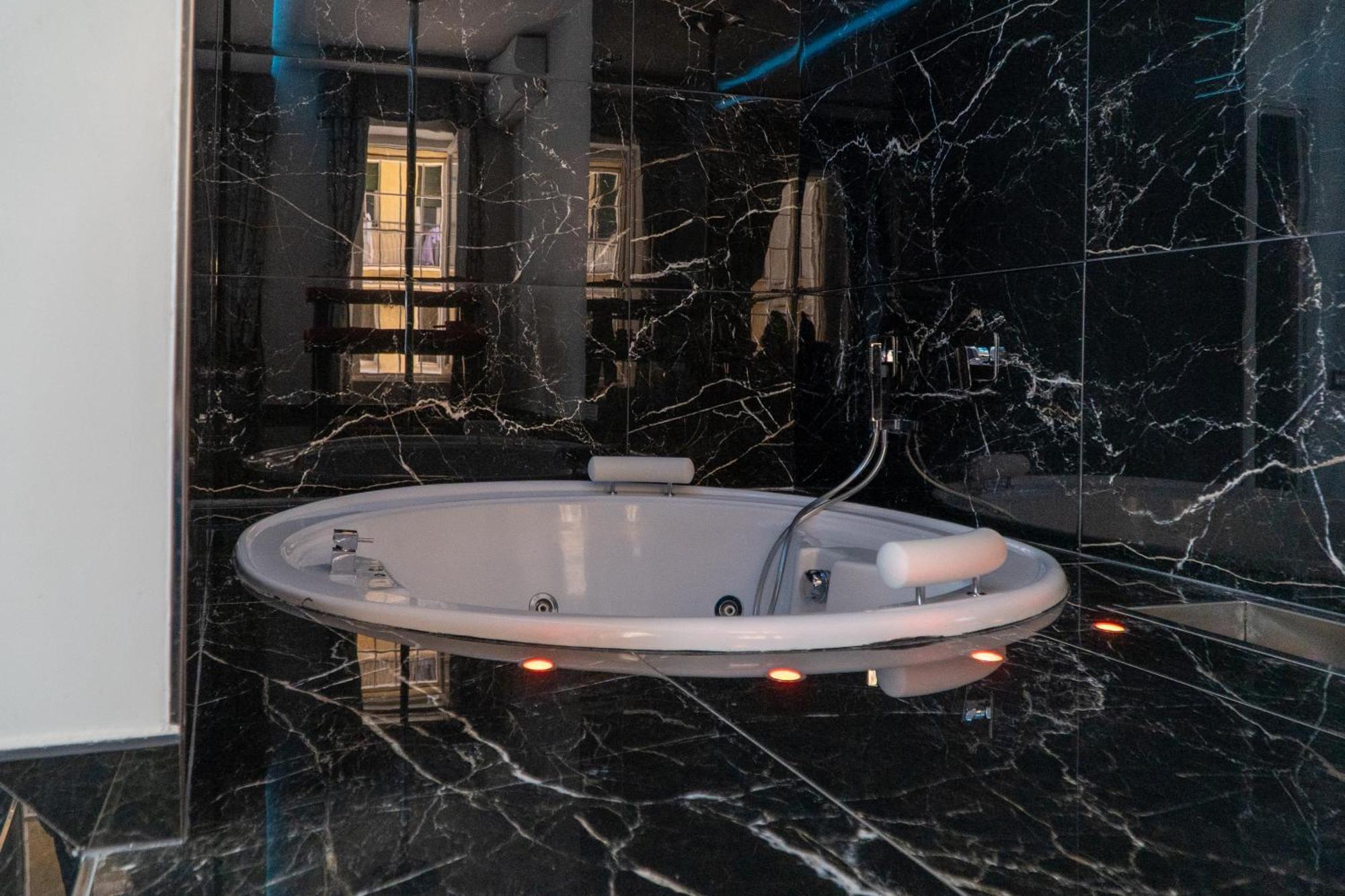 Suite Luxury Bdsm Roma Ngoại thất bức ảnh