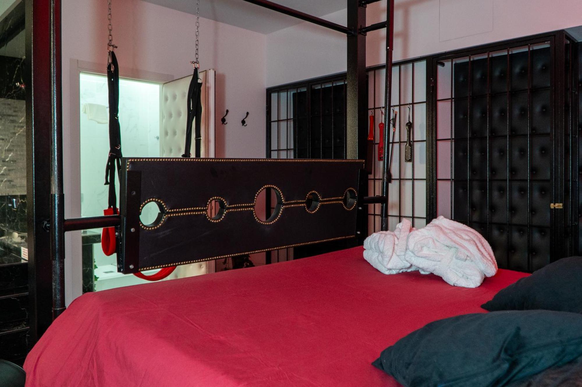 Suite Luxury Bdsm Roma Ngoại thất bức ảnh