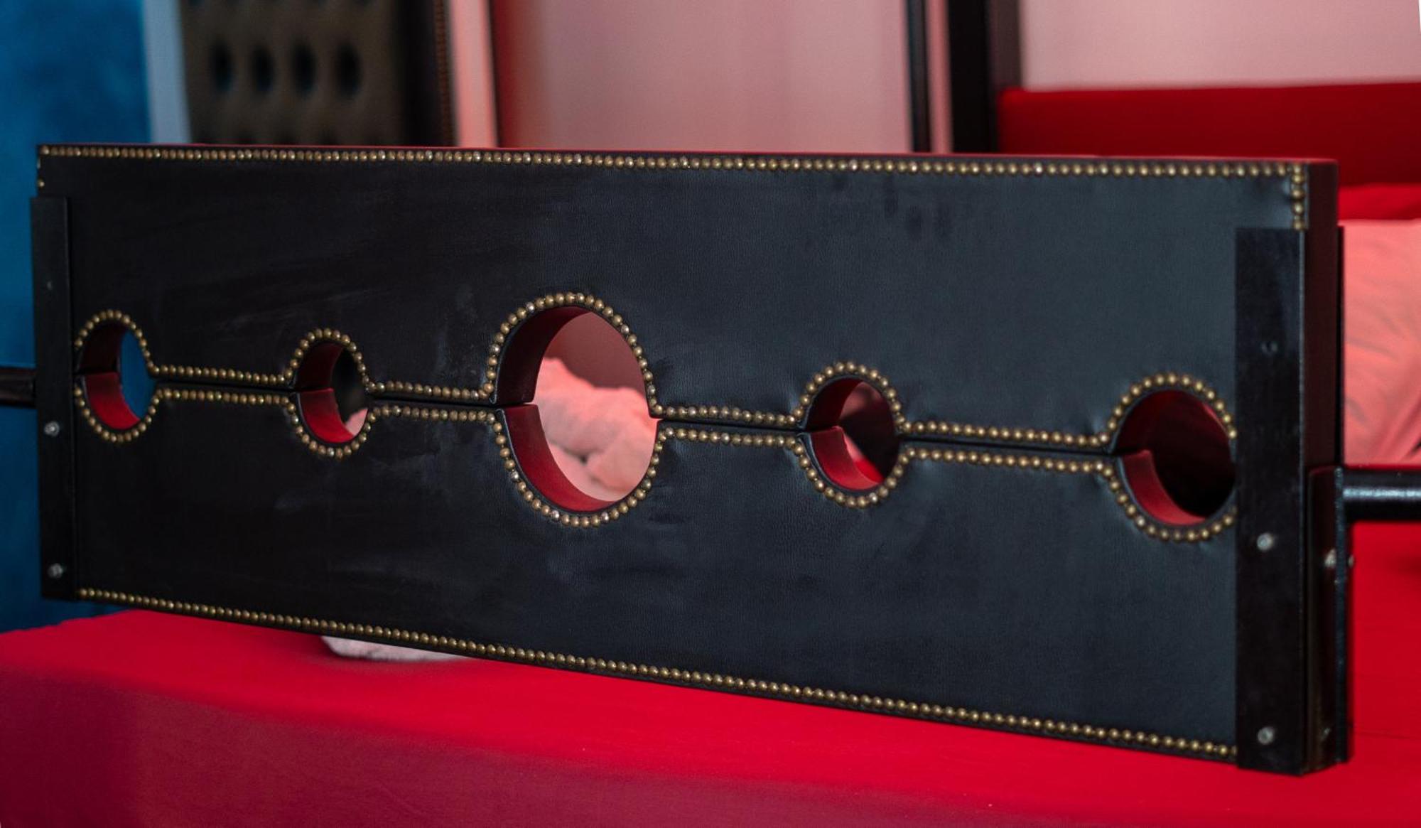 Suite Luxury Bdsm Roma Ngoại thất bức ảnh