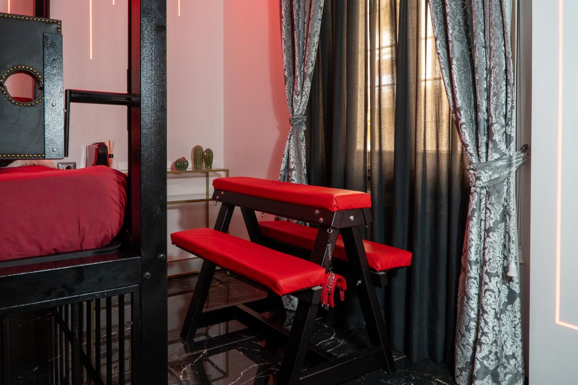 Suite Luxury Bdsm Roma Ngoại thất bức ảnh