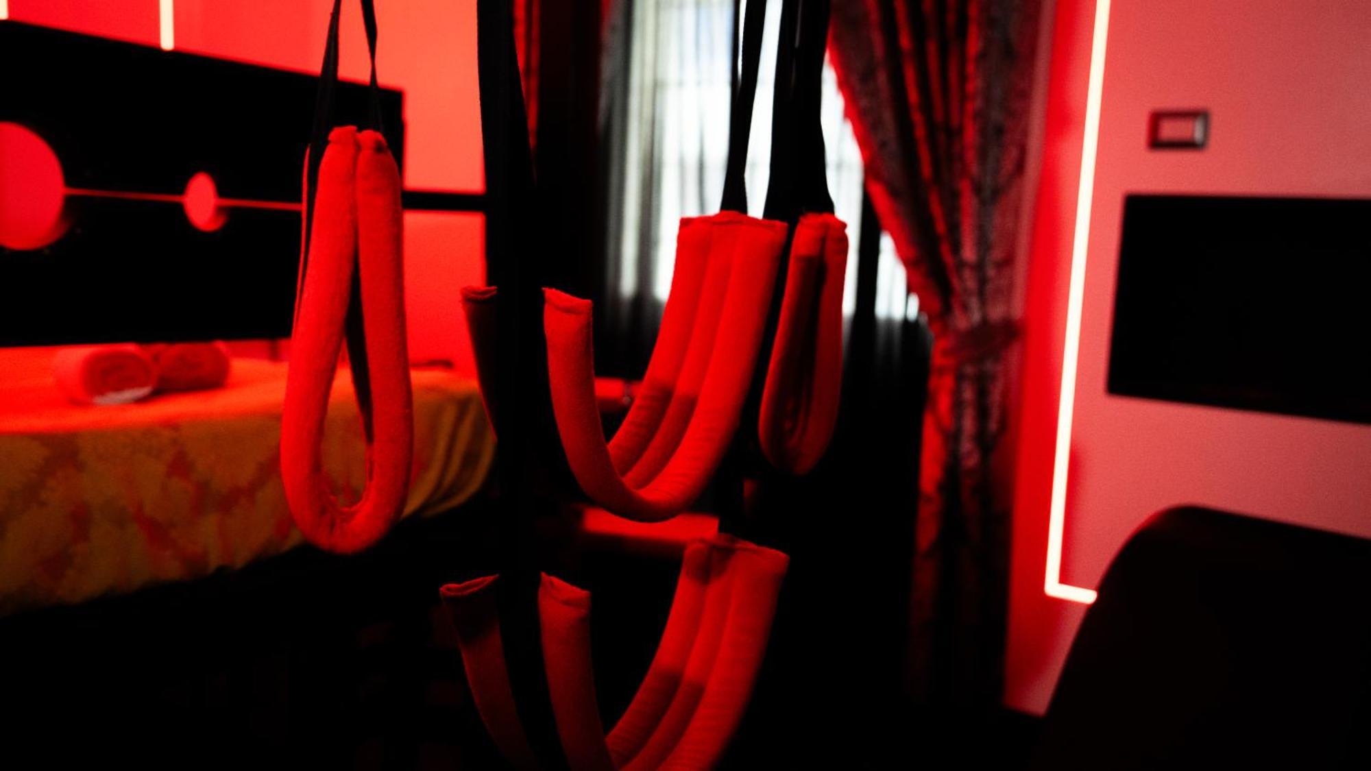 Suite Luxury Bdsm Roma Phòng bức ảnh