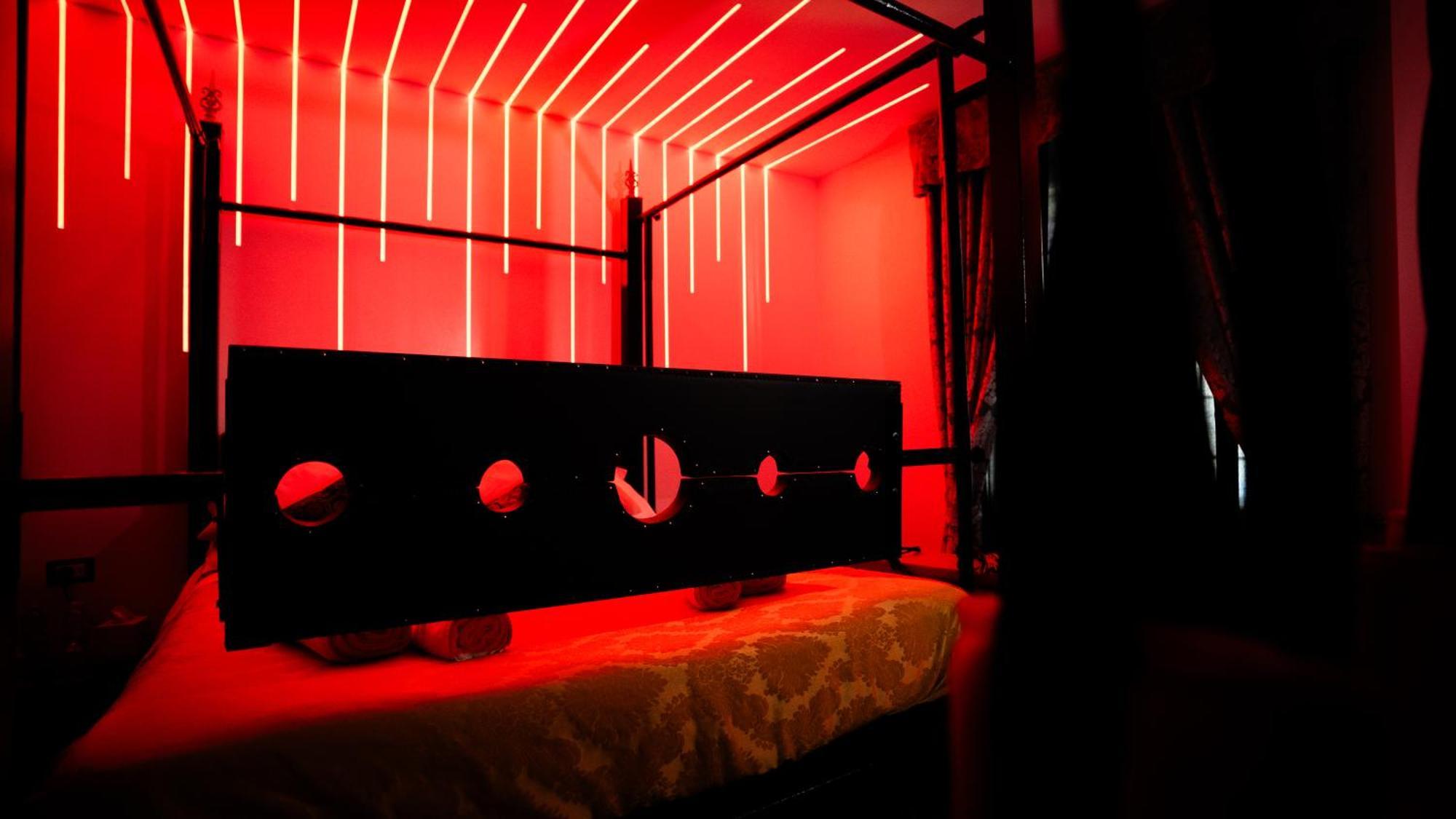 Suite Luxury Bdsm Roma Phòng bức ảnh
